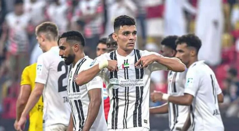 عاجل.. الزمالك يحسم الجدل بشأن التعاقد مع أشرف بن شرقي في الموسم المقبل