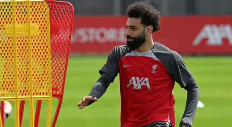 وزير الشباب والرياضة يعلن موعد انضمام محمد صلاح لمعسكر منتخب مصر